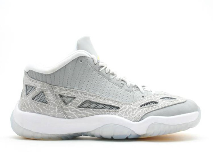 Air Jordan 11 Retro Low Ie - Plata