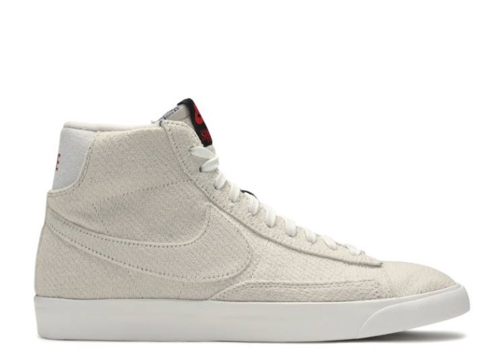 Nike Stranger Things X Blazer Mid Qs - Al Revés