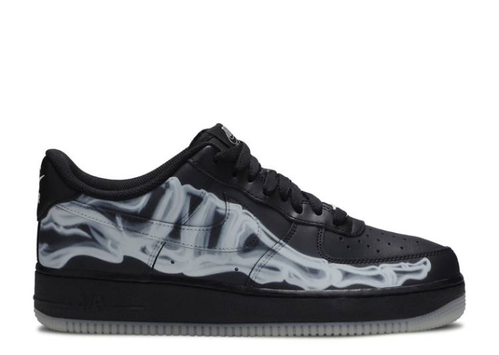 Nike Air Force 1 '07 Qs - Esqueleto Negro