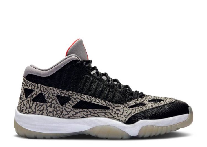 Air Jordan 11 Retro Low - Negro Cemento