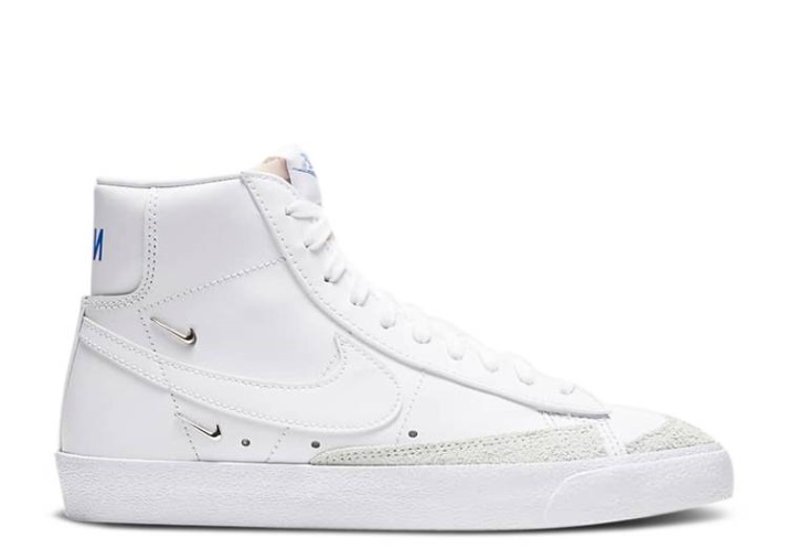 Nike Wmns Blazer Mid '77 Se - Sisterhood White/Hyper Royal/White