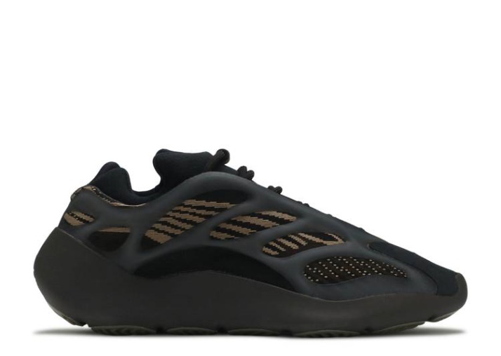 Adidas Yeezy 700 V3 - Clay Brown