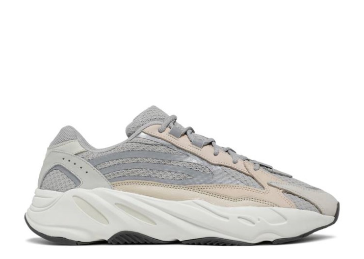 Adidas Yeezy Boost 700 V2 - Crema