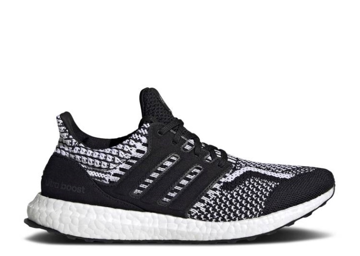 Adidas Mujer Ultraboost 5.0 Dna - Negro Blanco