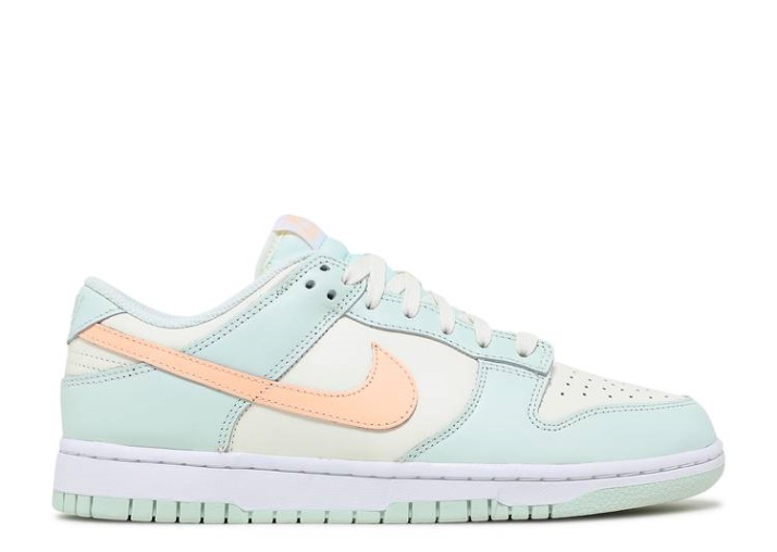Nike Wmns Dunk Low - Apenas Verde