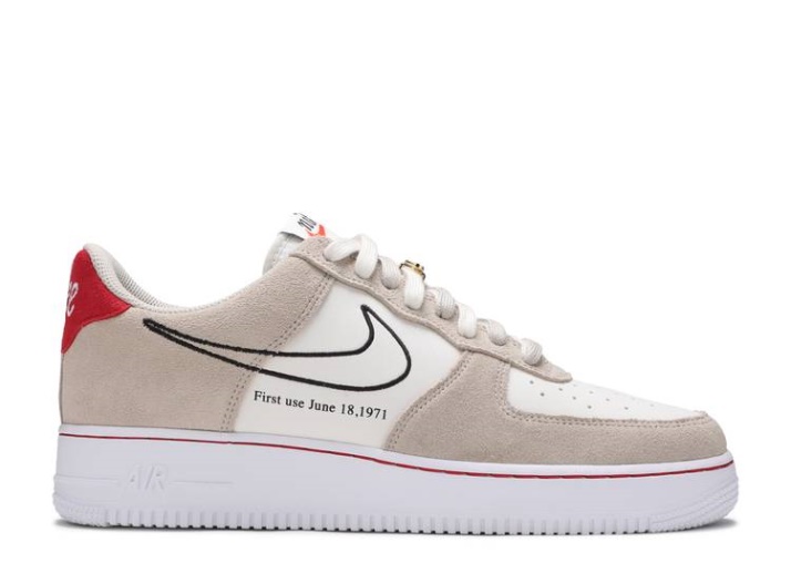 Nike Air Force 1 '07 Lv8 - Primer Uso Lightstone/negras/vela/rojas