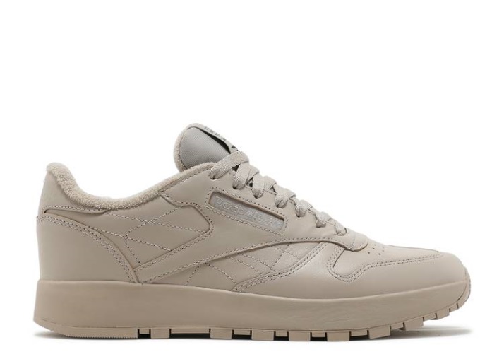 Reebok Maison Margiela X Classic Cuero Tabi - Natural