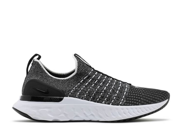 Nike Mujer React Phantom Run Flyknit 2 - Oreo