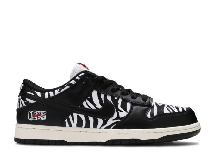 Nike Quartersnacks X Dunk Low Sb - Pasteles De Cebra De La Pequeña Debbie