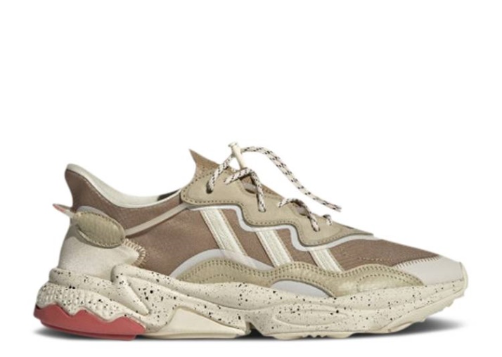 Adidas Ozweego - Cartón
