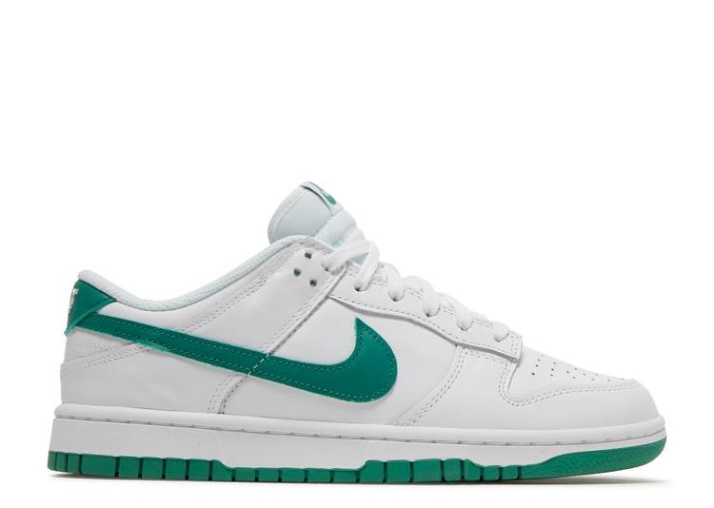 Nike Wmns Dunk Low - Verde Ruido