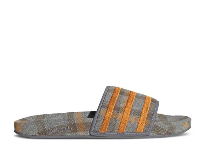 Adidas Adilette Slide - Paquete Acogedor Naranja/color Del Proveedor/gris