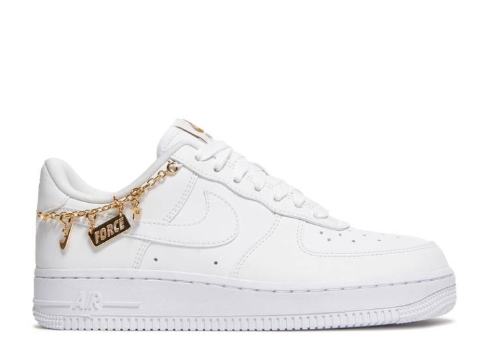 Nike Wmns Air Force 1 '07 Lx - Amuletos De La Suerte White/metallicgold/flatgold
