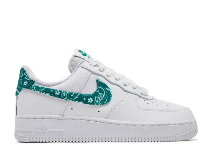 Nike Wmns Air Force 1 '07 Esenciales - Verde Paisley