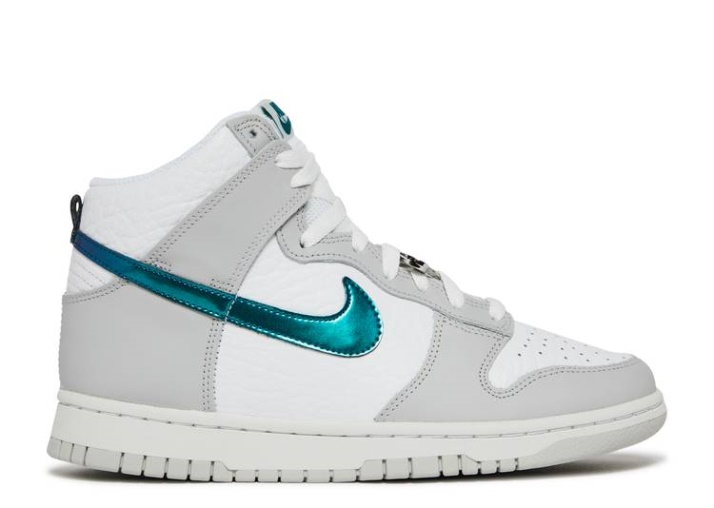 Nike Wmns Dunk High - Fls