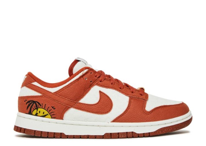 Nike Wmns Dunk Low - Sol Club