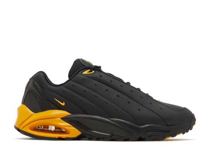 Nike Nocta X Hot Step Air Terra - Negro Universidad Oro