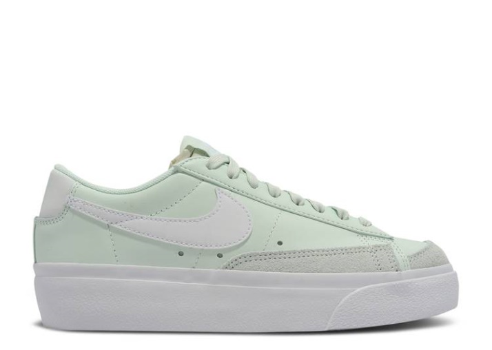 Nike Wmns Blazer Low Plataforma - Apenas Verde