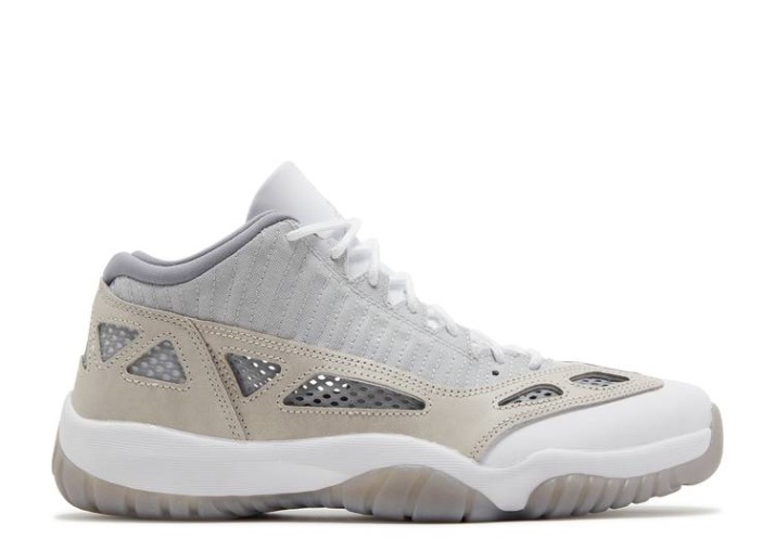 Air Jordan 11 Retro Low - Marrón Orewood Claro