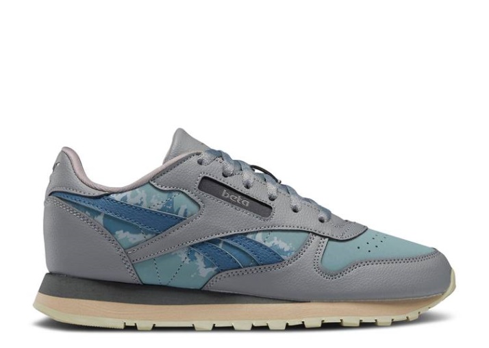 Reebok Jurassic World X Classic Cuero Niño Grande - Azul Y Beta