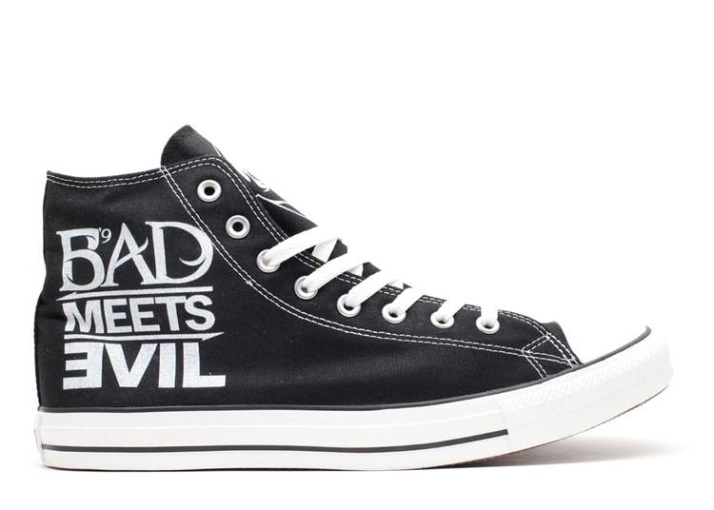 Converse Chuck Taylor All Star Hola - El Mal Se Encuentra Con El Mal